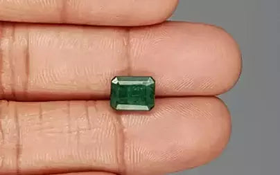 Emerald - 2.39 Carats (Panna - 2.61 Ratti)