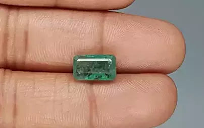 Emerald - 3.48 Carats (Panna - 3.79 Ratti)
