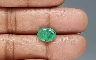 Emerald - 3.01 Carats (Panna - 3.28 Ratti)