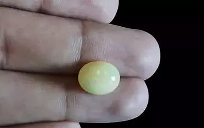 Opal - 2.42 Carats (Dudhiya Pathar - 2.64 Ratti)