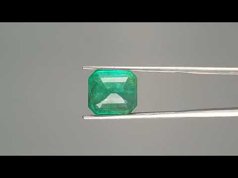 Emerald (Panna) - 5.73 Carats