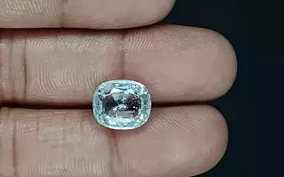White Topaz - 7.01 Carats