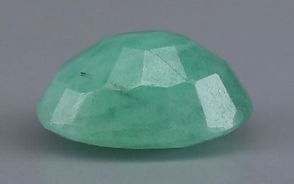 Emerald (Panna) Gemstone - 4.12 Carats