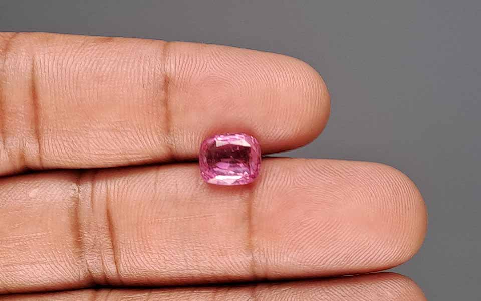 Ruby (Manik) Gemstone - 3.17 Carats