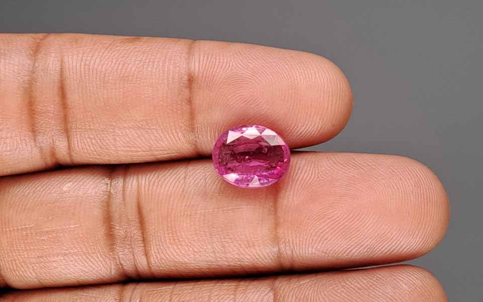 Ruby (Manik) Gemstone - 5.44 Carats