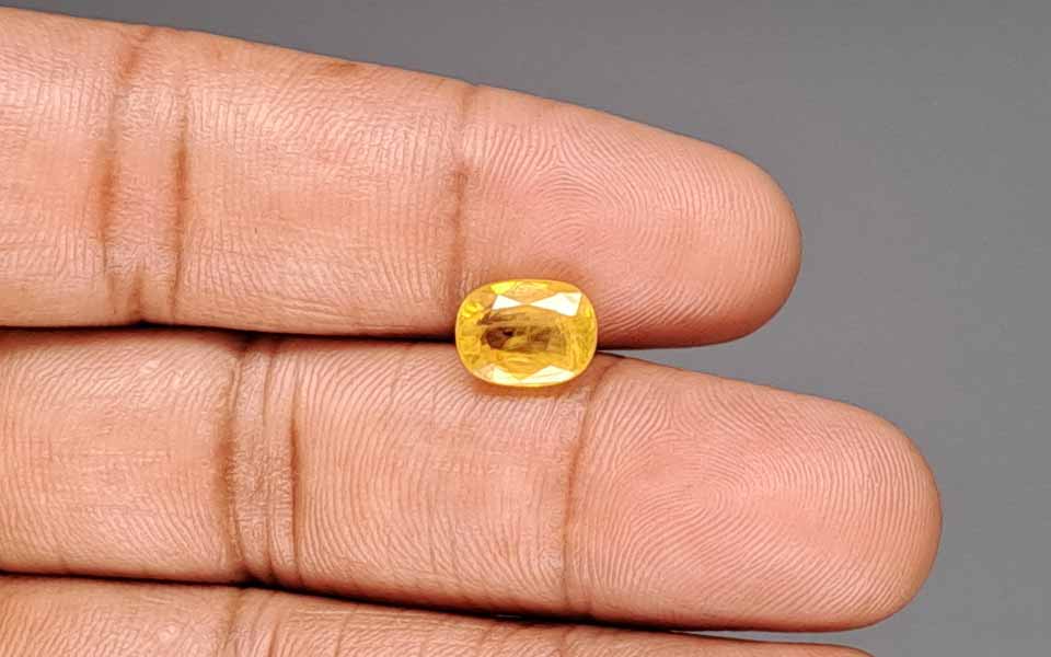 Yellow Sapphire (Pukhraj) Gemstone - 3.55 Carats