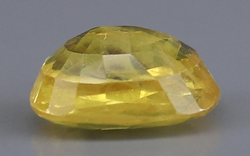 Yellow Sapphire (Pukhraj) Gemstone - 3.55 Carats