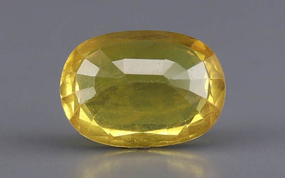 Yellow Sapphire (Pukhraj) Gemstone - 3.6 Carats