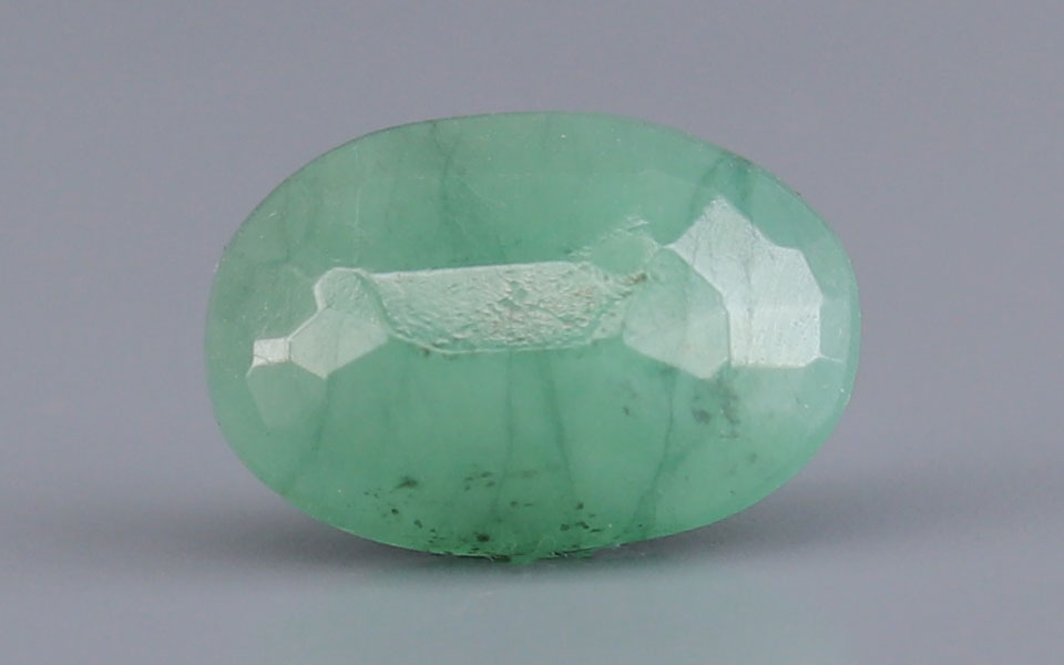 Emerald (Panna) Gemstone - 2.83 Carats