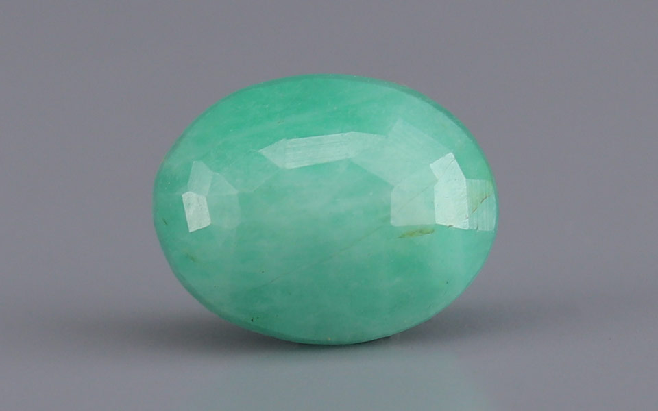 Emerald (Panna) Gemstone - 3.23 Carats