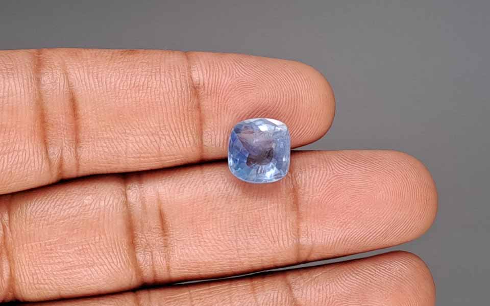Blue Sapphire (Neelam) Gemstone - 4.99 Carats