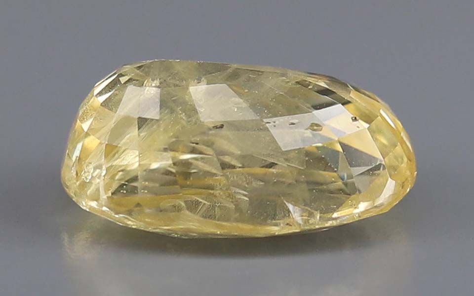 Yellow Sapphire (Pukhraj) Gemstone - 5.16 Carats