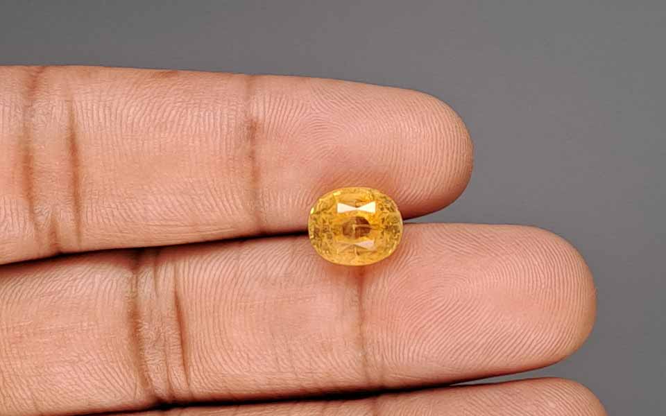 Yellow Sapphire (Pukhraj) Gemstone - 5.66 Carats