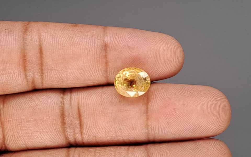 Yellow Sapphire (Pukhraj) Gemstone - 5.81 Carats