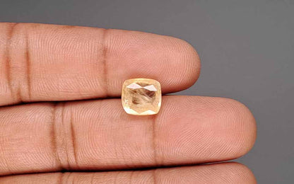 Yellow Sapphire (Pukhraj) Gemstone - 4.55 Carats