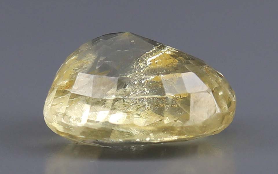 Yellow Sapphire (Pukhraj) Gemstone - 7.3 Carats