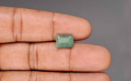 Emerald (Panna) Gemstone - 3.10 Carats