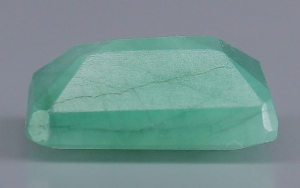 Emerald (Panna) Gemstone - 3.10 Carats