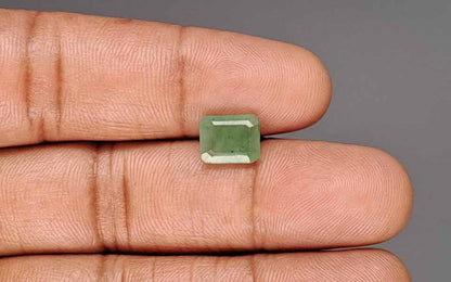 Emerald (Panna) Gemstone - 2.42 Carats