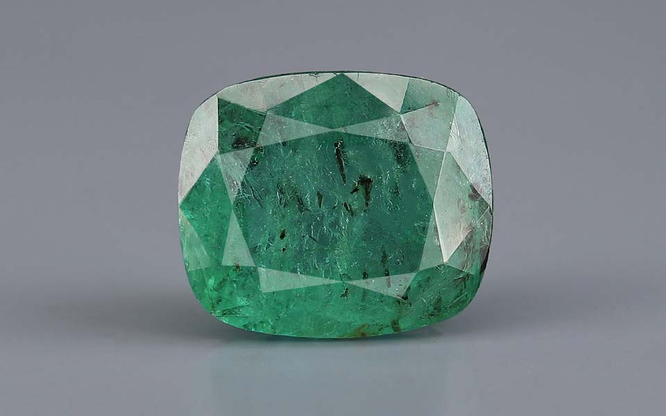 Emerald (Panna) Gemstone - 9.81 Carats