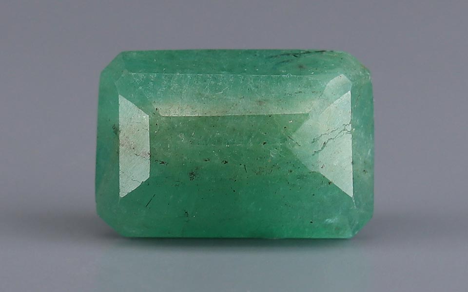 Emerald (Panna) Gemstone - 7.49 Carats