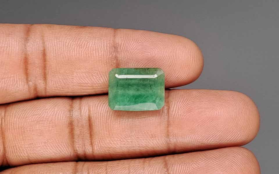 Emerald (Panna) Gemstone - 8.35 Carats