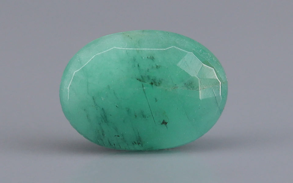 Emerald (Panna) Gemstone - 3.89 Carats