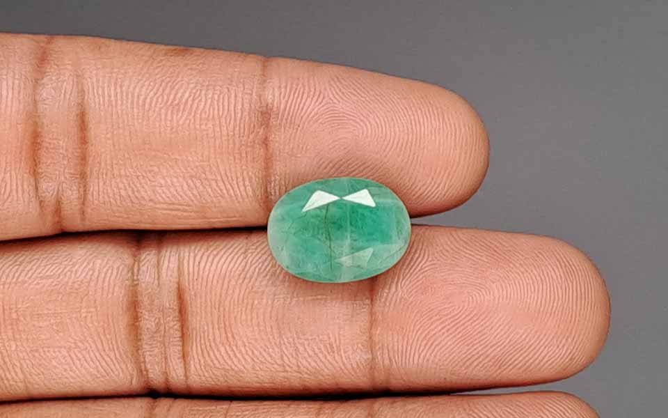 Emerald (Panna) Gemstone - 7.45 Carats