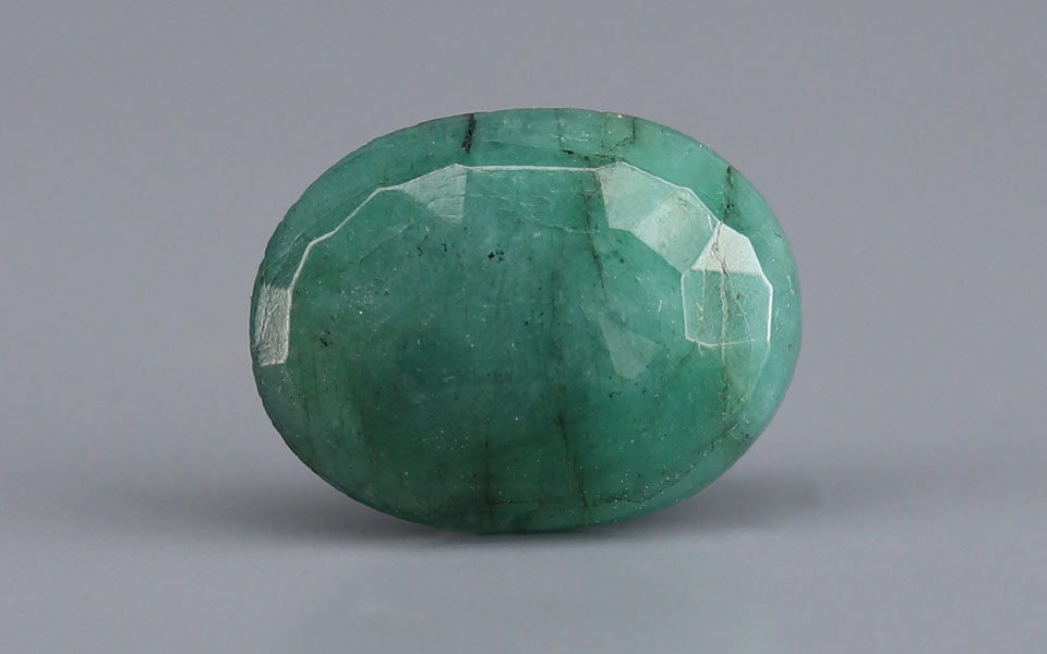 Emerald (Panna) Gemstone - 5.21 Carats