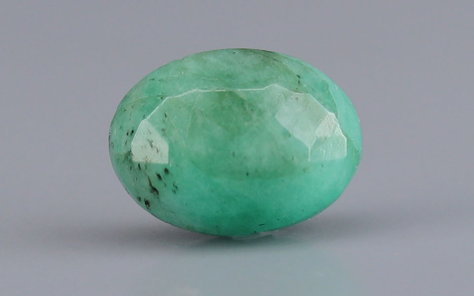Emerald (Panna) Gemstone - 4.07 Carats