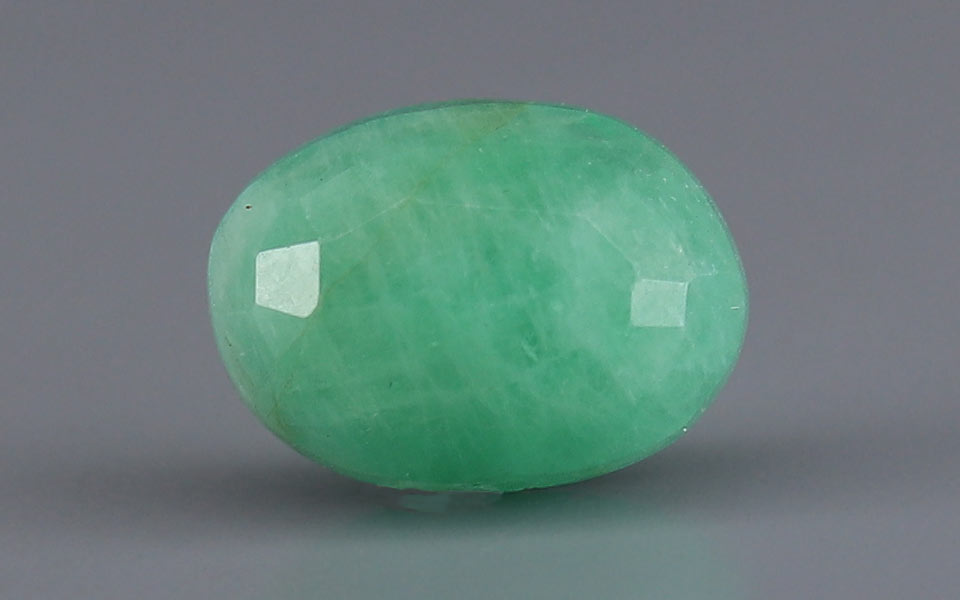 Emerald (Panna) Gemstone - 3.43 Carats