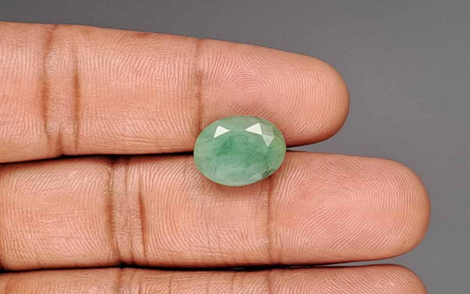 Emerald (Panna) Gemstone - 6.51 Carats