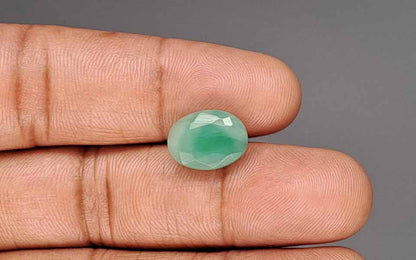 Emerald (Panna) Gemstone - 5.57 Carats