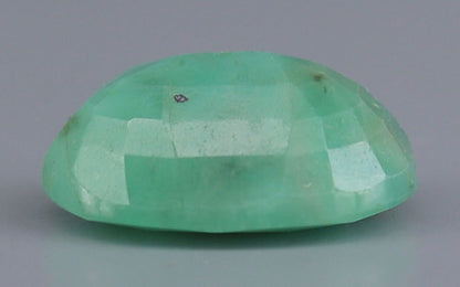 Emerald (Panna) Gemstone - 3.42 Carats