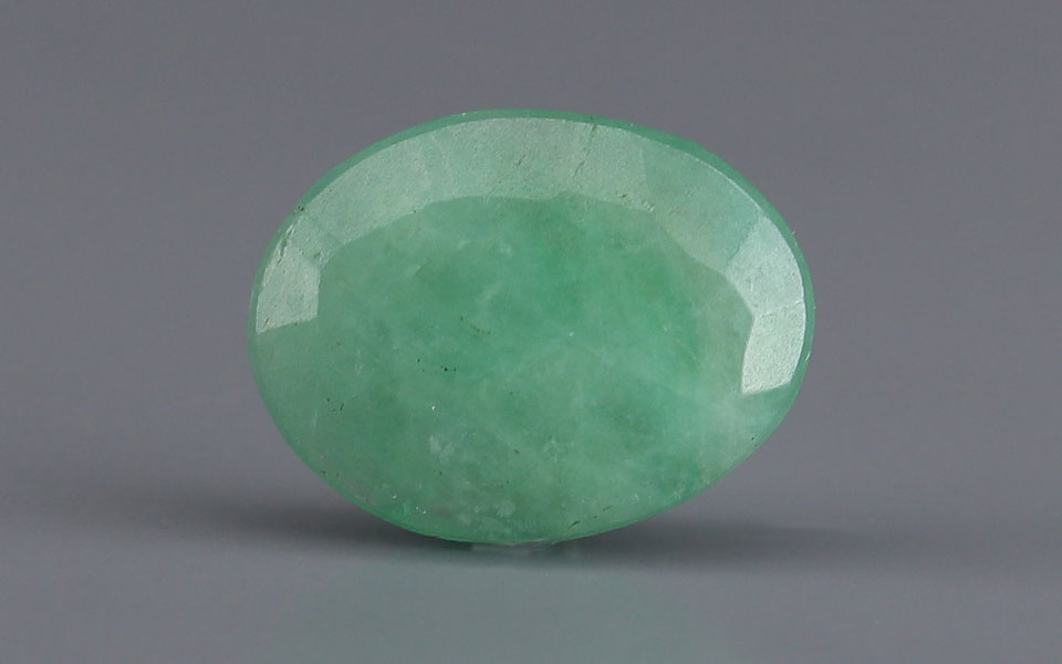 Emerald (Panna) Gemstone - 2.94 Carats