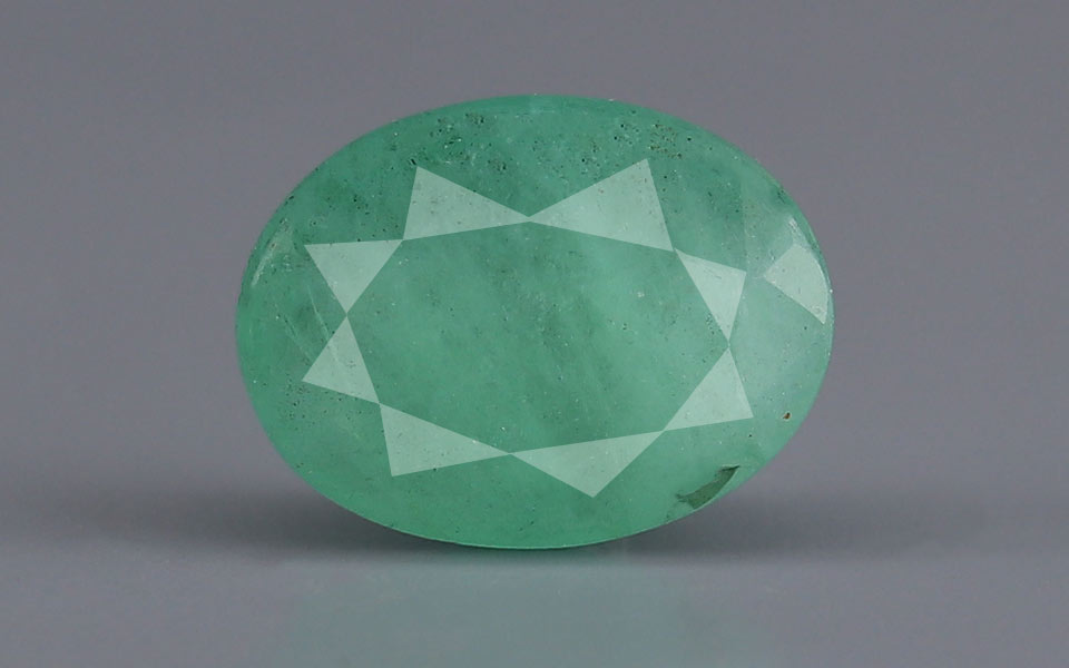 Emerald (Panna) Gemstone - 2.82 Carats