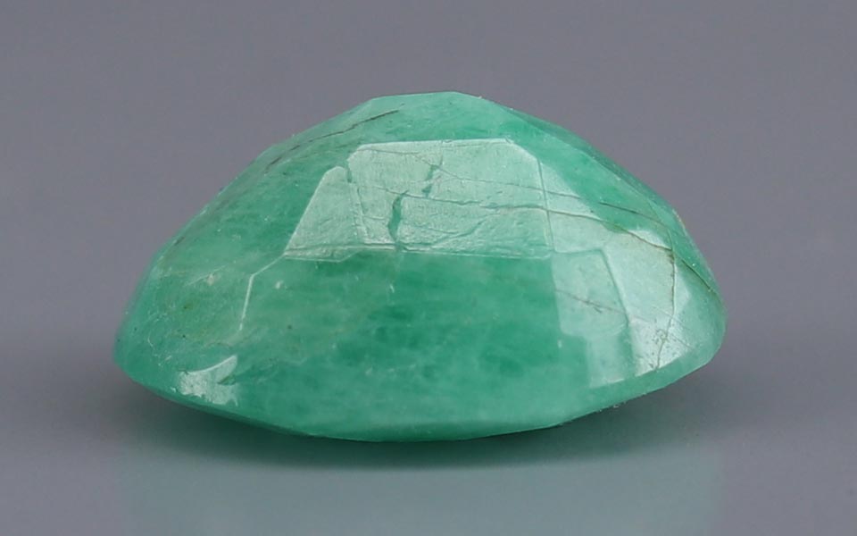 Emerald (Panna) Gemstone - 7.19 Carats
