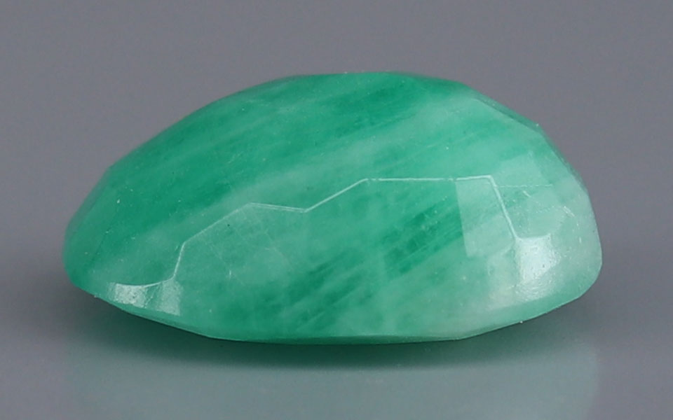 Emerald (Panna) Gemstone - 6.21 Carats