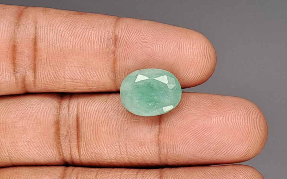 Emerald (Panna) Gemstone - 7.32 Carats