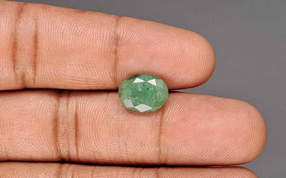 Emerald (Panna) Gemstone - 2.85 Carats