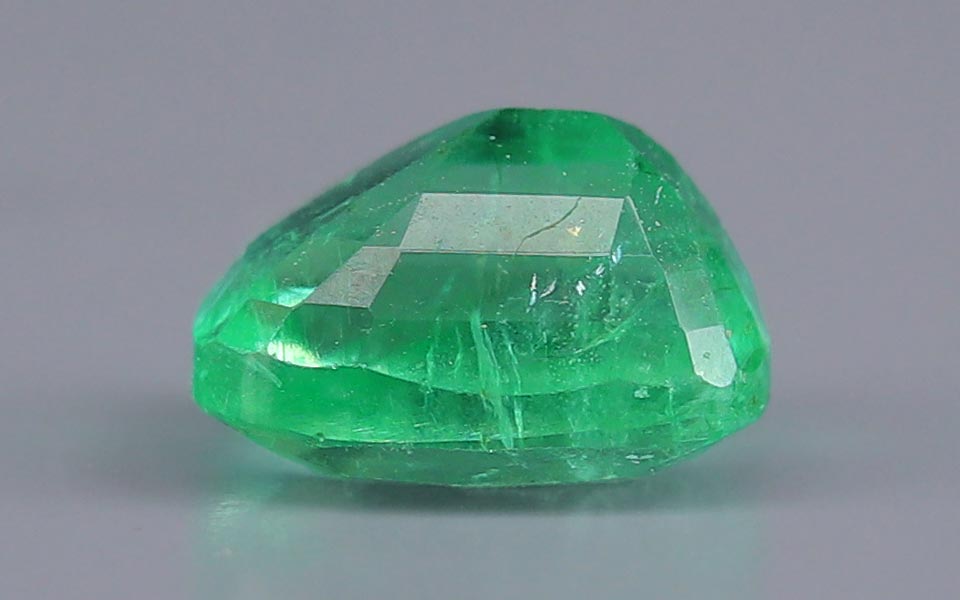 Emerald (Panna) Gemstone - 2.97 Carats
