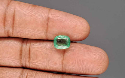 Emerald (Panna) Gemstone - 2.97 Carats