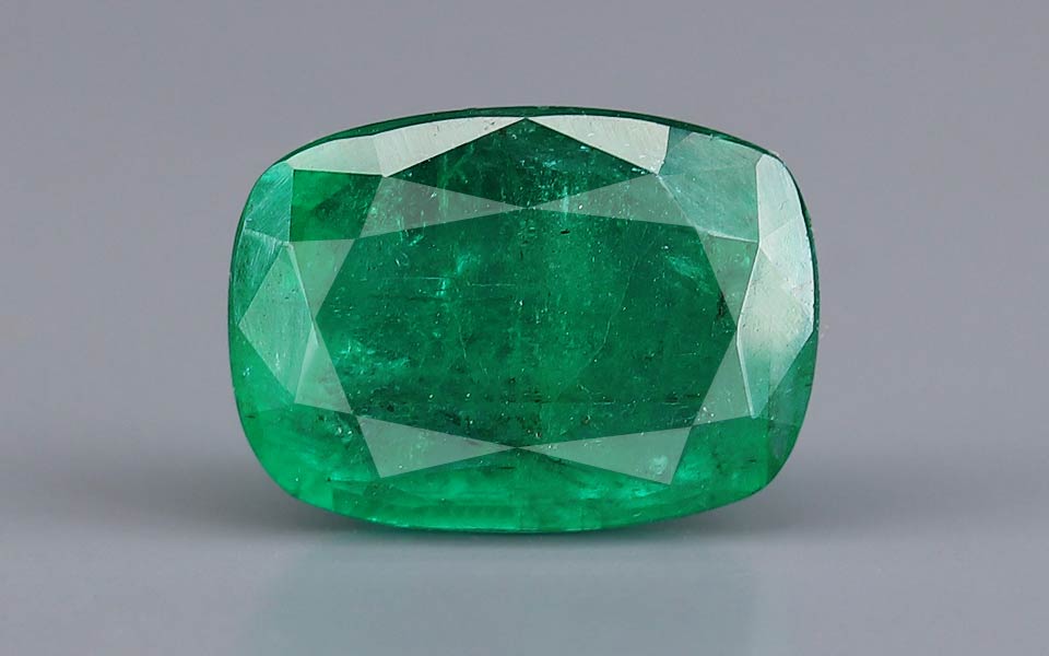 Emerald (Panna) Gemstone - 6.55 Carats