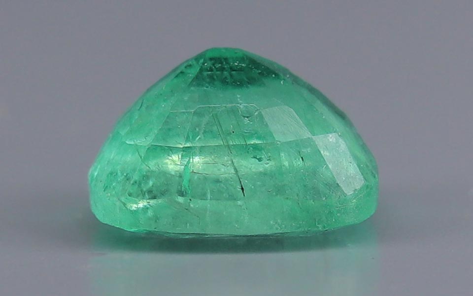 Emerald (Panna) Gemstone - 2.60 Carats
