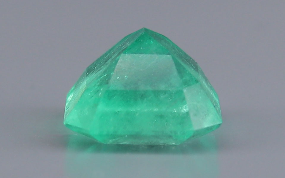 Emerald (Panna) Gemstone - 3.27 Carats