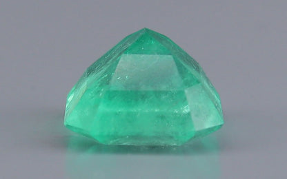 Emerald (Panna) Gemstone - 3.27 Carats