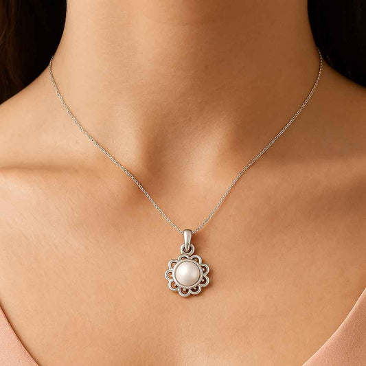 Bold & Stylish Sterling Silver Pearl Stone Pendant