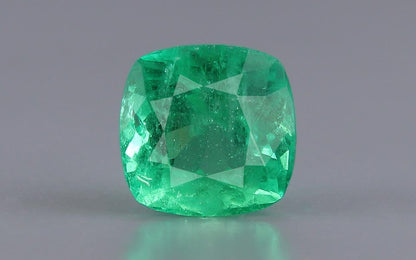 Emerald (Panna) Gemstone - 4.68 Carats