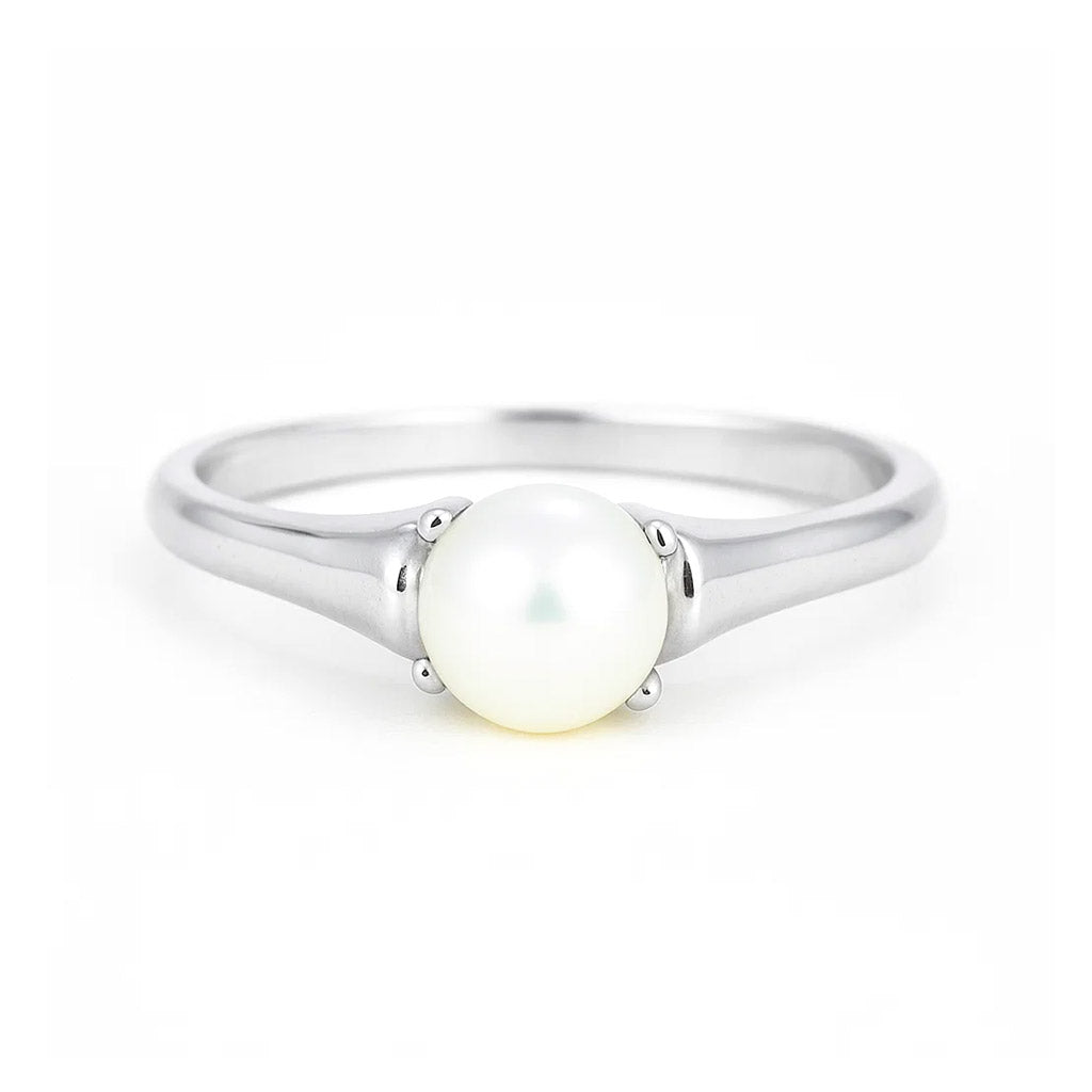 Regal Vintage Sterling Silver Pearl Ring for Women