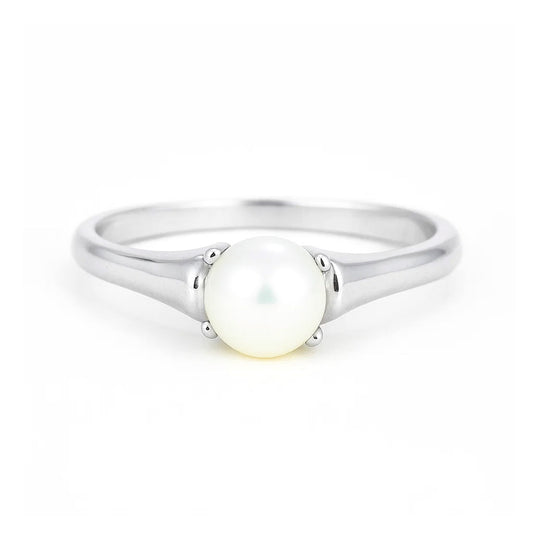 Regal Vintage Sterling Silver Pearl Ring for Women